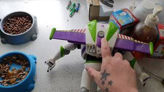 Replace the batteries in buzz lightyear toy story 4