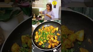 Farah Khan's Favorite, Special Masala Aloo recipe #bollywood #viral recipe 🤤😋