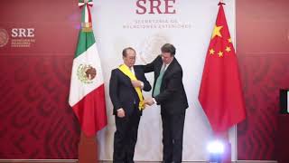 Entrega de la Condecoración Águila Azteca al  exembajador de China en México.