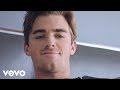 The Chainsmokers - Waterbed (Video)