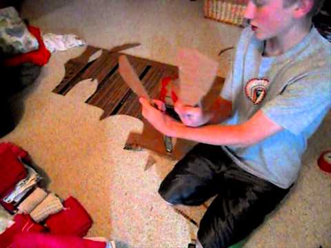 How To Make A Halo Helmet Without Pepakura Step by Step (Halo 4) How To Make A Halo Helmet Without Pepakura Step by Step (Halo 4)