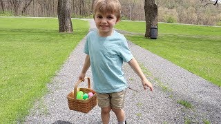 CLARK SPOTTED THE EASTER BUNNY! | Easter 2019