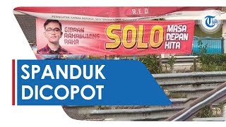 Tertibkan Spanduk Liar, Satpol PP Copot Spanduk Dukungan kepada Gibran