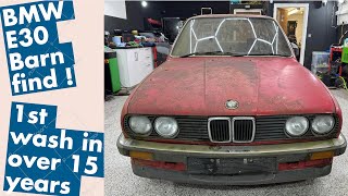 Barn find BMW E30 - First wash in over 15 years - The process !