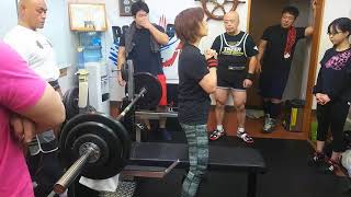 木場さん　女子５２ｋｇ級　ノーギアベンチプレス９１ｋｇ