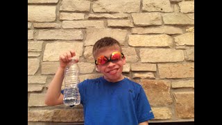 How to water bottle flip for beginners - Gavin's flipping tips ep.1