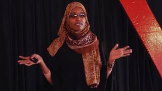 Mogadishu's Instagram star | Zahra Qorane | Mogadishu 2017 | Muqdisho 2017|TEDxMogadishu |