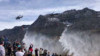 Cougar Helikopter Flug Demonstration auf Axalp