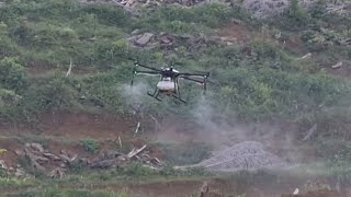 Inovasi Teknologi Pertanian Canggih, Penyemprotan Gulma Lahan Sawit Menggunakan Drone