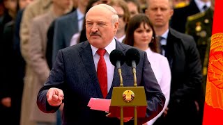 Лукашенко: Мы все должны поклоняться флагу и гербу! Это светская икона! // Речь Президента 8 мая