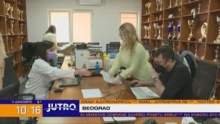 JUTRO - Stanovnici beogradskog naselja se udružili i otvorili vakcinalni punkt | PRVA