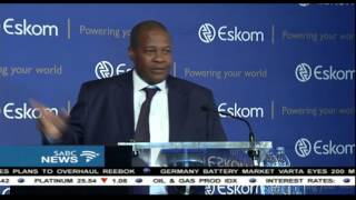 Brian Molefe breaks down during Eskom media briefing