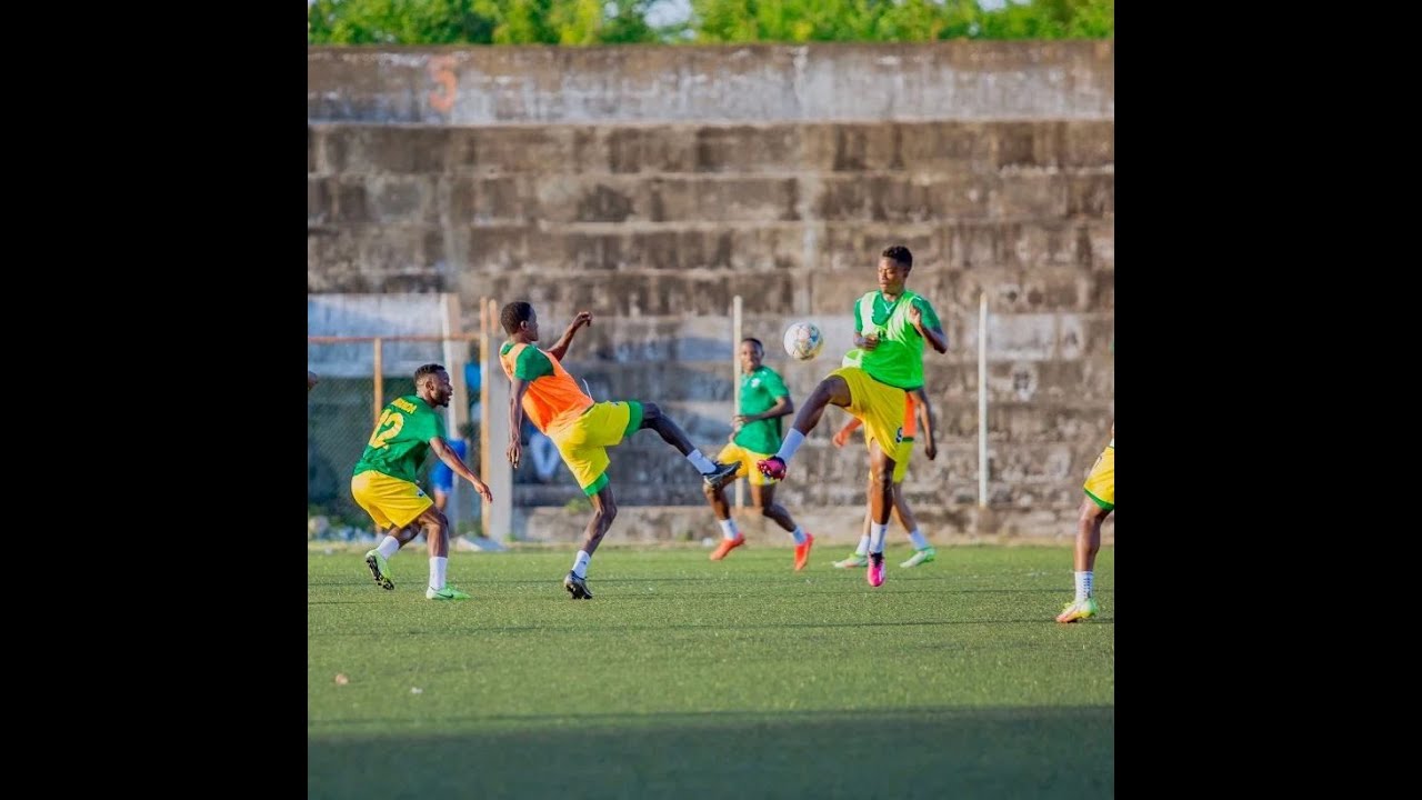 Amavubi Yitegura Benin Ntiyorohewe // Intare Na Rayon Sport ...