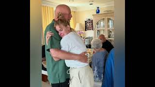 Tallulah Willis is standing by posting photos of her dad, Bruce Willis, navigating dementia