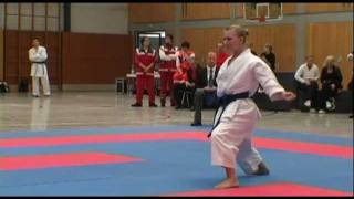 KARATE DM 2011 (DKV) Kata Einzel Damen Sabine Schneider vs. Jasmin Bleul