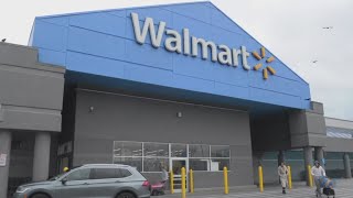 Walmart unveils new perks program for hourly workers