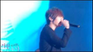 101217 비스트 Lotte World Christmas Party - Hyunseung Fancam (1)