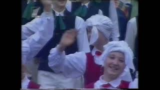 Latvju ziņģe 10.gadi - Līgo Rīga 2001