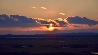 冬の釧路湿原　細岡展望台から夕日を眺める