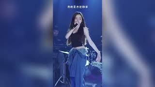 那些孤独的人啊，夜晚是否还回家 孤独颂歌 热门歌曲