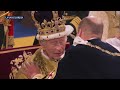 el príncipe guillermo jura lealtad a su padre el rey carlos iii en la ceremonia de su coronación