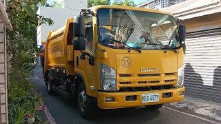 嘉義市政府KED-6379垃圾車 沿線收運