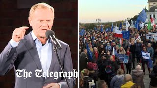 Donald Tusk joins thousands in Warsaw to fight Poland EU-exit battle