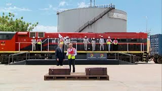 Biden caps Angola visit with stop at train terminal at western port