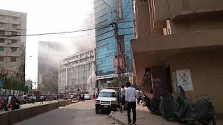 Aj Motijheel, Dhaka Bok chottorer shamne  ekta building e Agoon dore gese