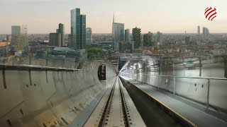 Costruire secondo bellezza, arte in Metro