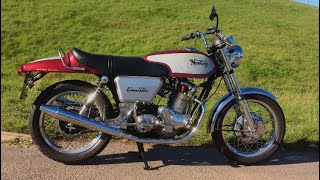 1969 Norton Commando Two-tone Fastback