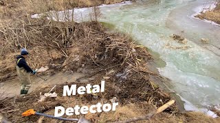 I've Collapsed Beaver Dam And Searched for Lost Treasures Under a Frozen Creek!