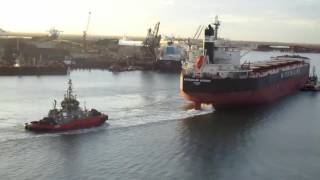 實拍超大船舶進入澳洲黑德蘭港  Merchant ship arrives at the port of Port hedland in ballast condition