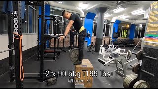 Dips training 2x90kg, 1x90kg, 5x70kg, 8x52.5kg