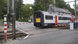 Spoorwegovergang Andenne (B) // Railroad crossing // Passage à niveau