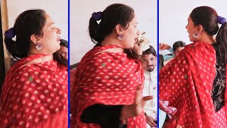 Wedding Dance l Pakistani Wedding Mujra l Saraiki Song Thumkay 2022 l Cheena Studio