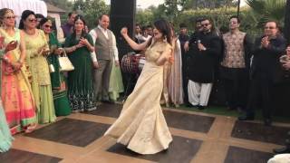 Laila Main Laila Wedding Raees girl hot dance Bolly Garage   YouTube