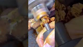 The making of wooden cylinder ring  Good tools and machinery make work easy