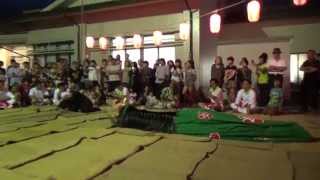 2014.9.14 島町秋祭り ２日目公民館前での寝獅子