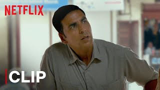Akshay Kumar Goes To Buy Sanitary Pad | Radhika Apte | Pad Man | Netflix India