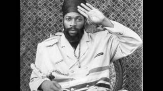 Capleton -Follow Mi (disturbia riddim)