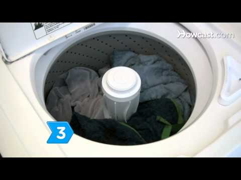 How to Get Mildew Smell Out of Towels How to Get Mildew Smell Out of Towels