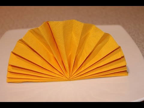 How to Fold Napkin - The Standing Fan Napkin Fold How to Fold Napkin - The Standing Fan Napkin Fold