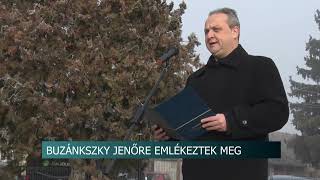 Koszorúzás - Buzánszky Jenőről emlékeztek meg Dombóváron