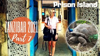 Zanzibar wycieczka na Prison Island i przeciekająca łódź w drodze do Stone Town na Nocny Market