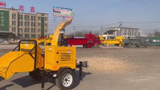 towable wood chipper with 25HP diesel engine