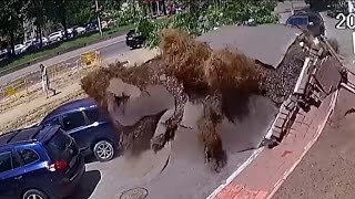 Sidewalk explodes in Ukraine; Passenger freaks out over insufficient overhead space - 06/01/2017