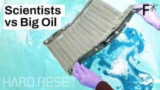 This sponge sucks oil spills right out of the ocean | Hard Reset