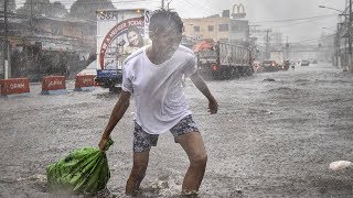 Thousands evacuate as Typhoon hits the Philippines