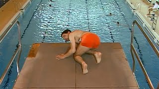 Bean Goes Diving... | Mr Bean Live Action | Funny Clips | Mr Bean